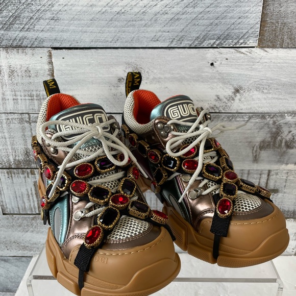 Gucci Flashtrek Gold Sega size 38.5 sneaker with removable crystal straps - Picture 2 of 10
